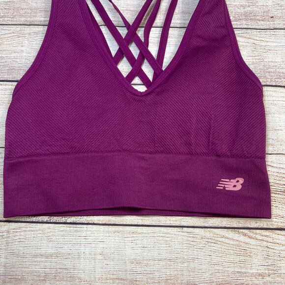 New Balance Women's Sports Bra Size S/M Purple Strappy Back Athletic Workout Bra - Picture 2 of 8
